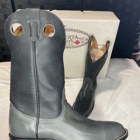 BNIB Alberta Boots Cowboy boots. Size M7.5/W9 B Width - Picture 7 of 8
